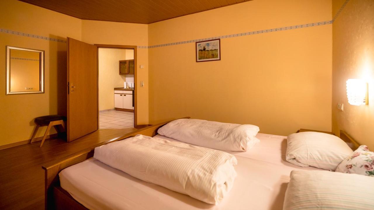 Central-Hotel Traben-Trarbach Bagian luar foto