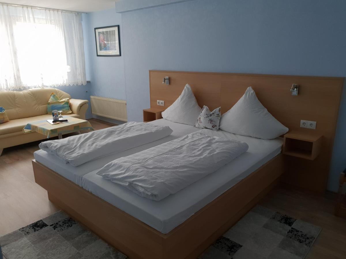 Central-Hotel Traben-Trarbach Bagian luar foto