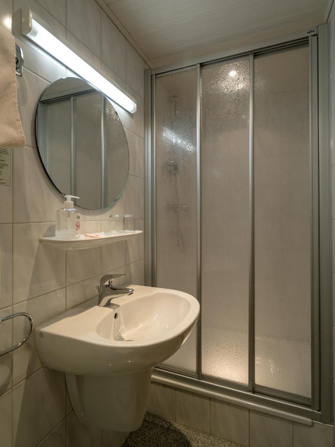 Central-Hotel Traben-Trarbach Bagian luar foto