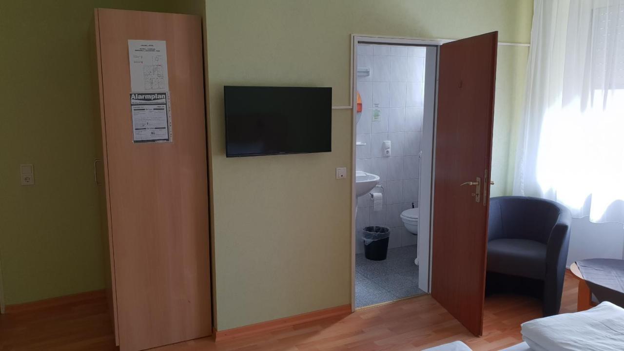 Central-Hotel Traben-Trarbach Bagian luar foto